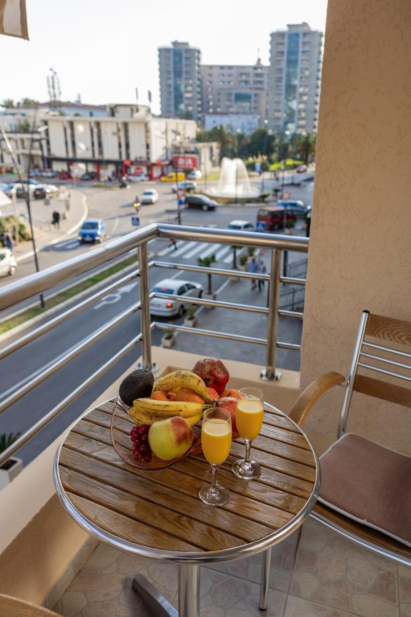 City Apartments Будва Екстериор снимка