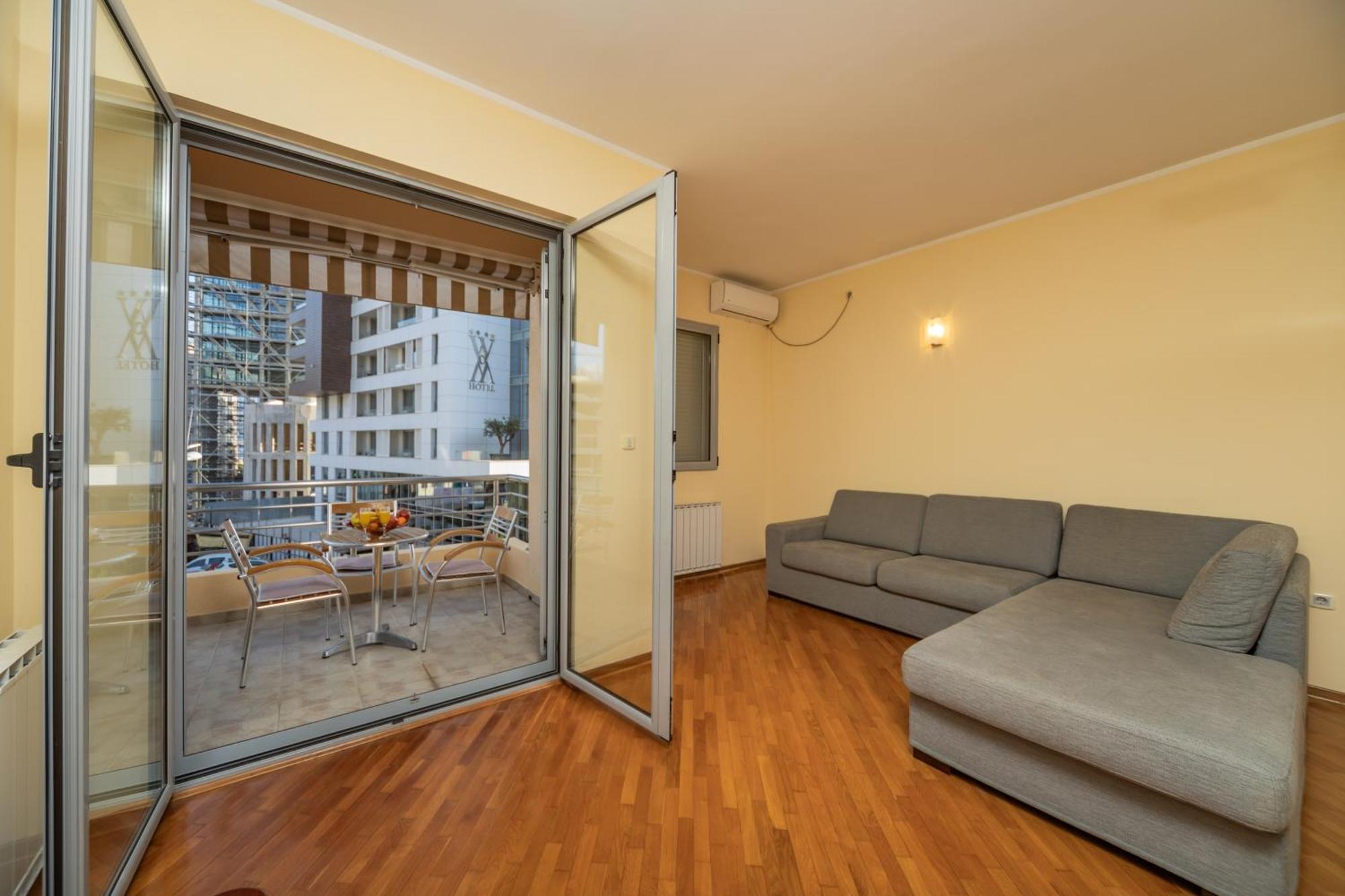 City Apartments Будва Екстериор снимка
